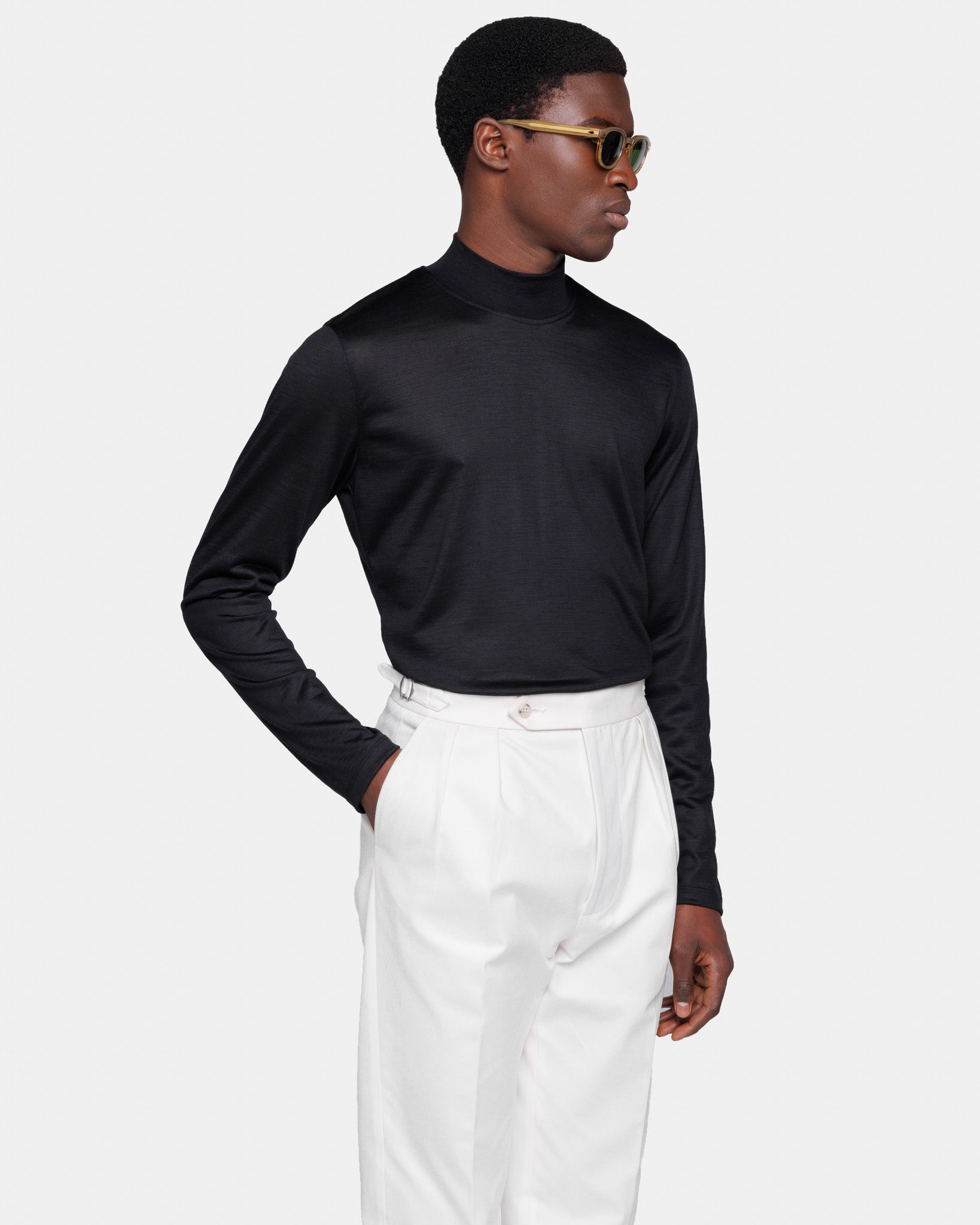 Black Tech Long Sleeve T-Shirt in Extrafine Merino Wool| Filatori 